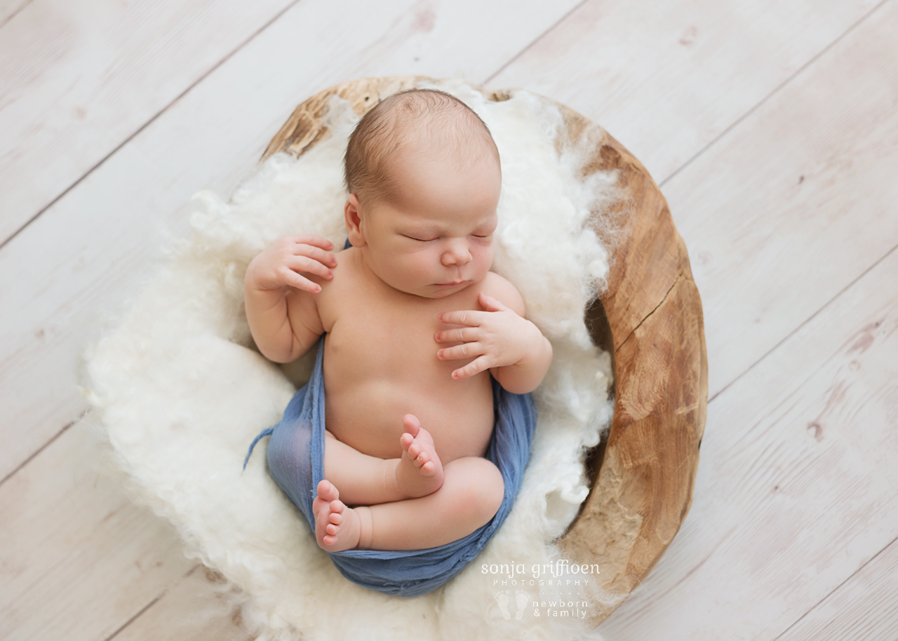 Joshua-Newborn-Brisbane-Newborn-Photographer-Sonja-Griffioen-02.jpg