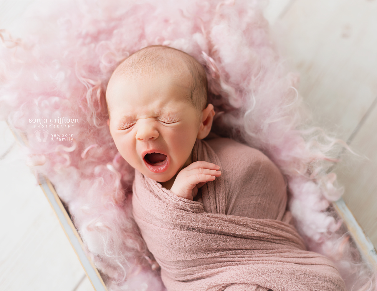 Katie-Newborn-Brisbane-Newborn-Photographer-Sonja-Griffioen-10.jpg
