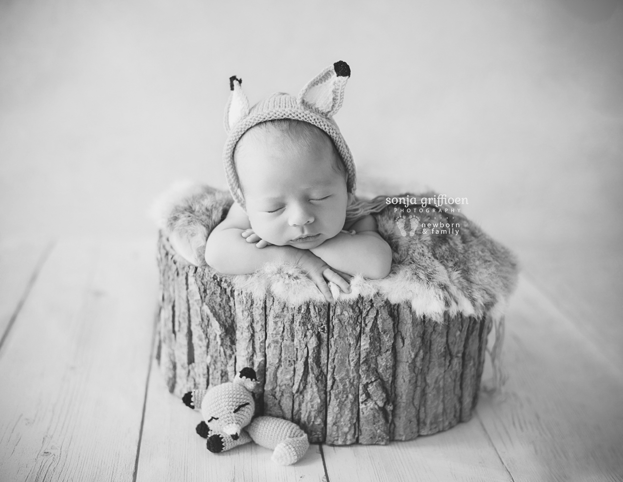 Koby-Newborn-Brisbane-Newborn-Photographer-Sonja-Griffioen-08bw.jpg