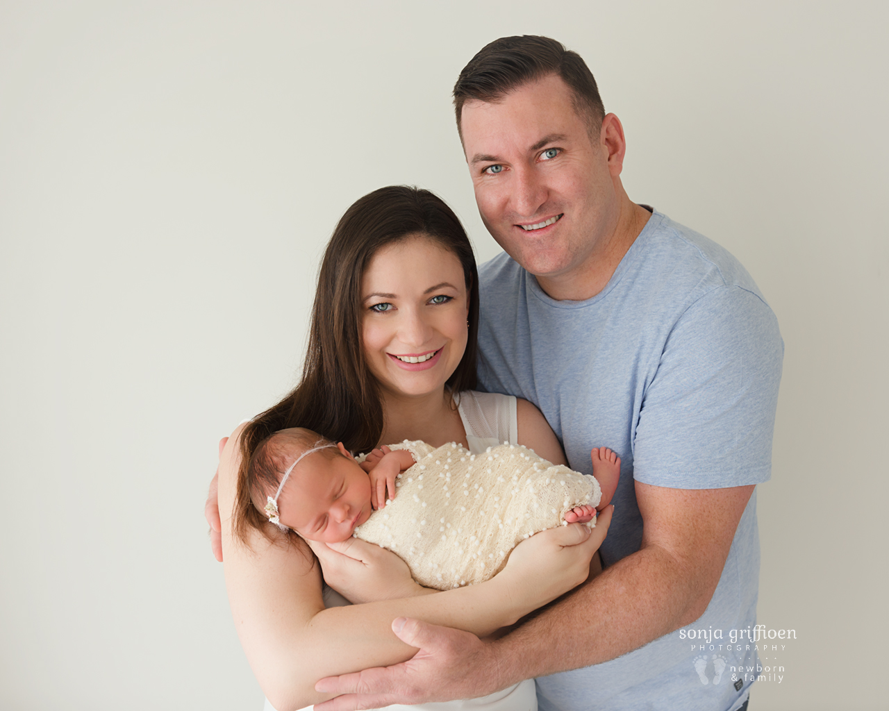 Lara-Newborn-Brisbane-Newborn-Photographer-Sonja-Griffioen-04.jpg