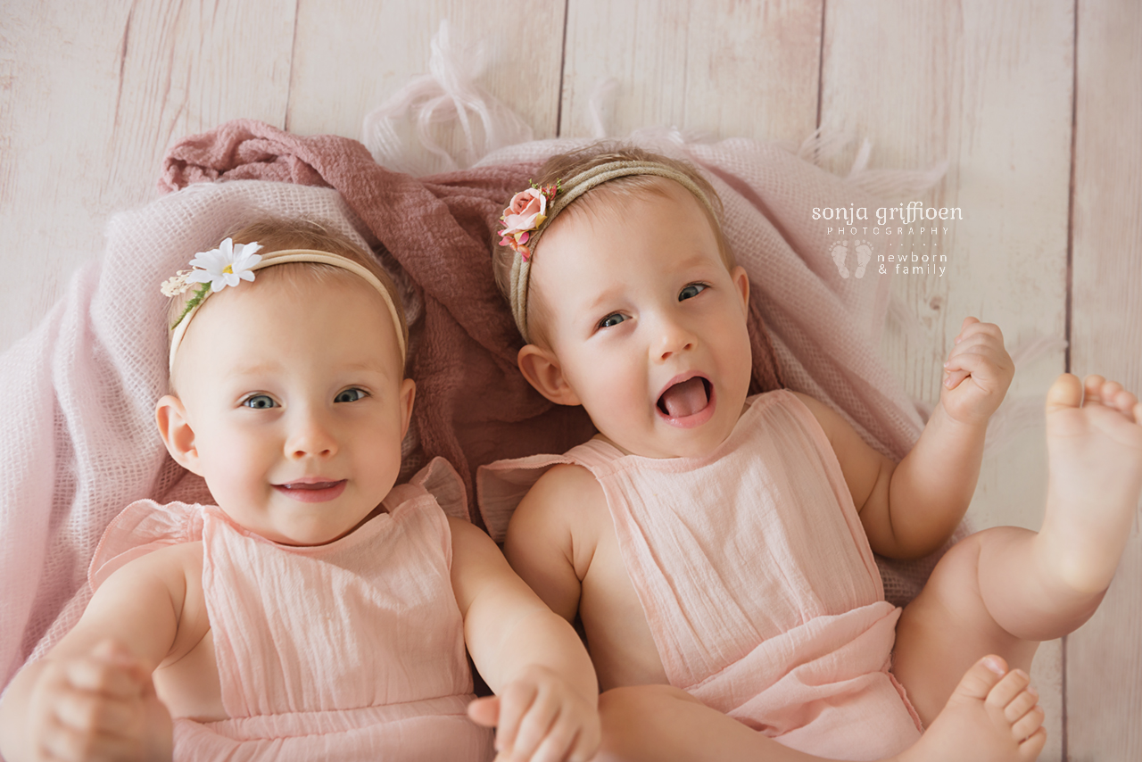 Leia-Daisy-Milestone-Brisbane-Newborn-Photographer-Sonja-Griffioen-05.jpg