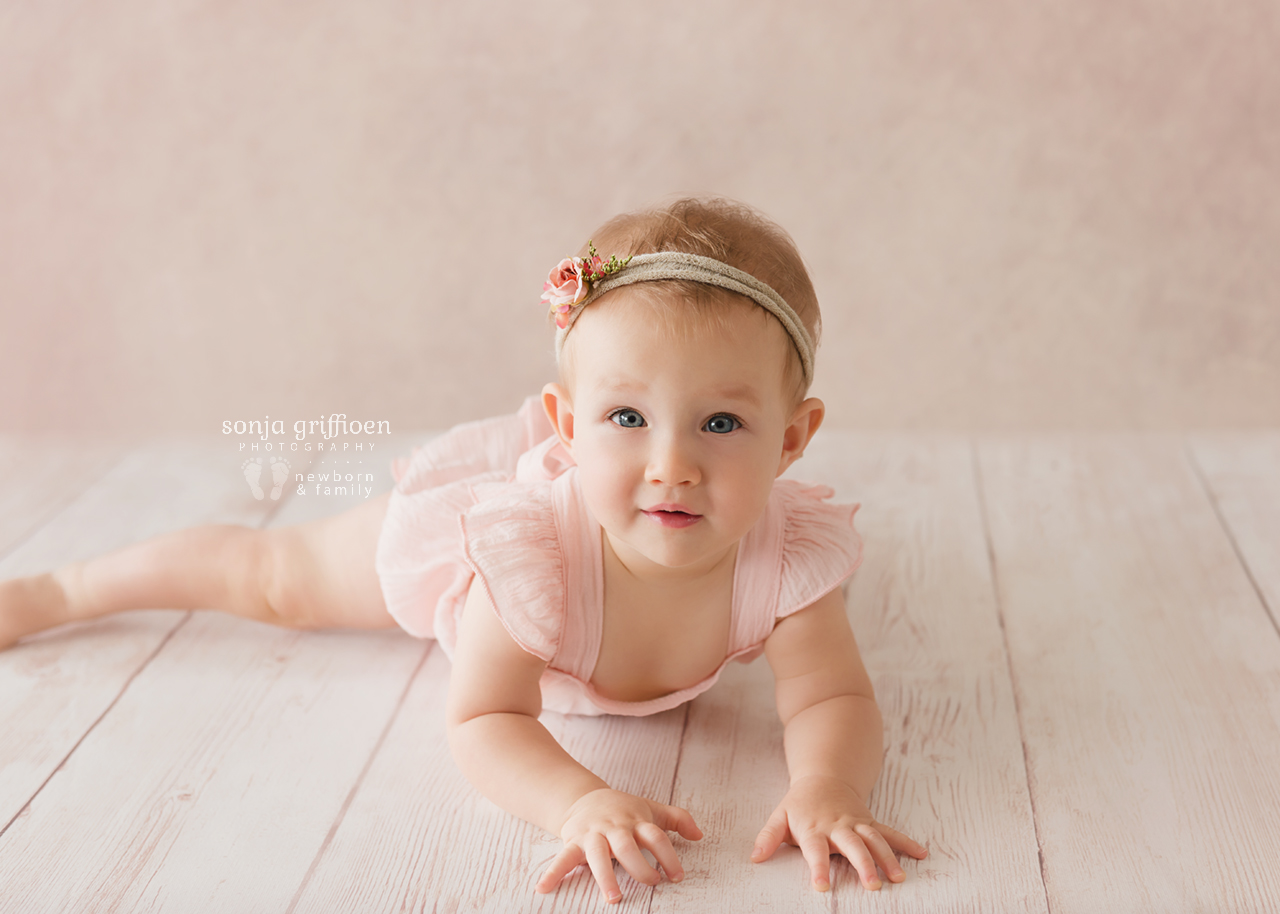 Leia-Daisy-Milestone-Brisbane-Newborn-Photographer-Sonja-Griffioen-07.jpg