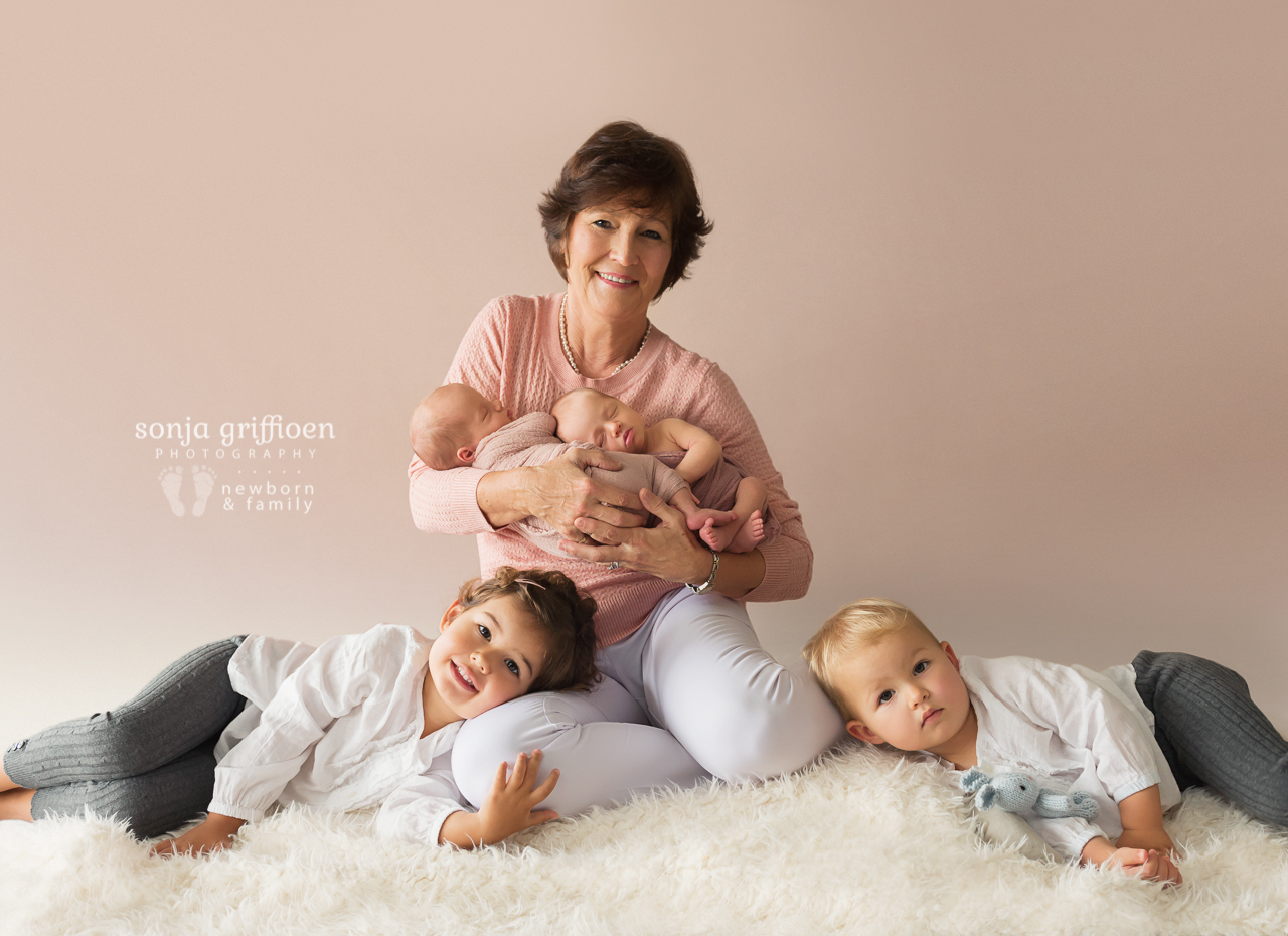 Leia-Daisy-Newborn-Brisbane-Newborn-Photographer-Sonja-Griffioen-19.jpg