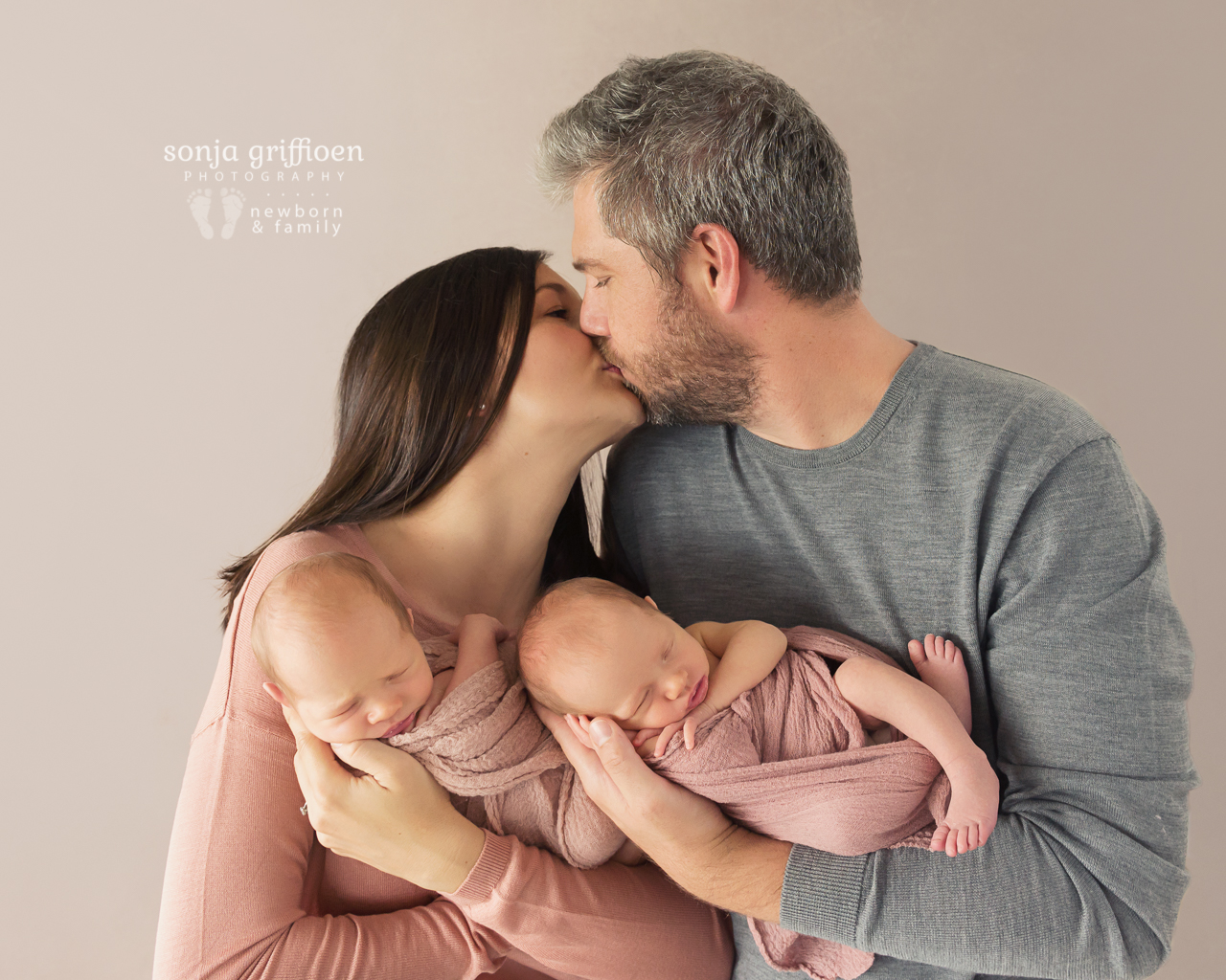 Leia-Daisy-Newborn-Brisbane-Newborn-Photographer-Sonja-Griffioen-23.jpg