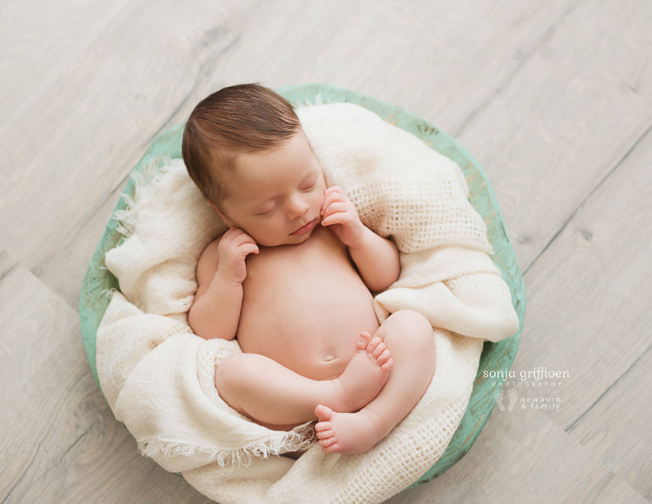 Lennox-Newborn-Brisbane-Newborn-Photographer-Sonja-Griffioen-19.jpg