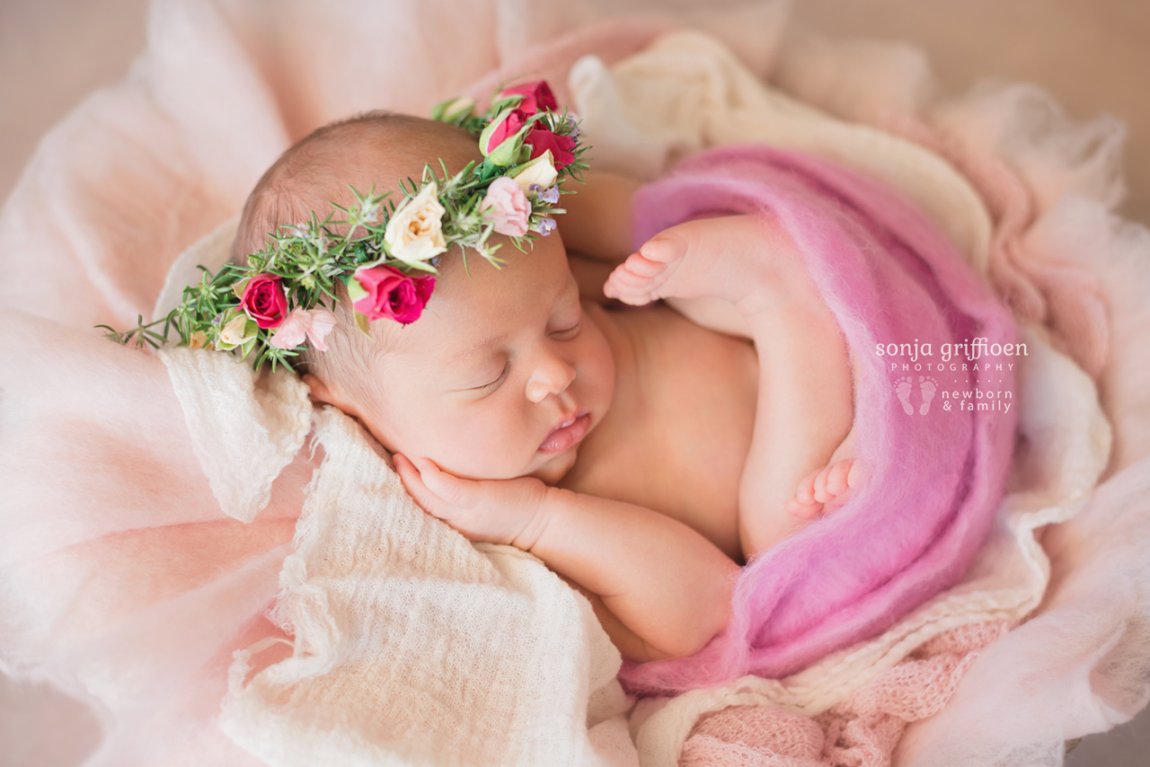 Lilly-Newborn-Brisbane-Newborn-Photographer-Sonja-Griffioen-09.jpg