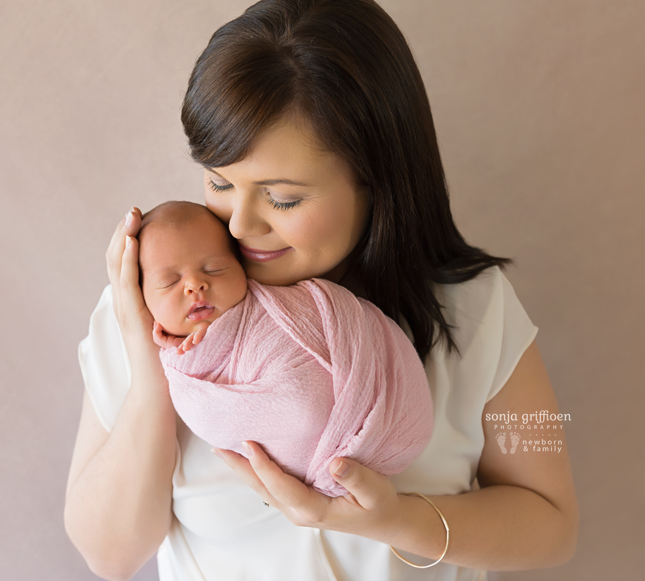 Lilly-Newborn-Brisbane-Newborn-Photographer-Sonja-Griffioen-15.jpg