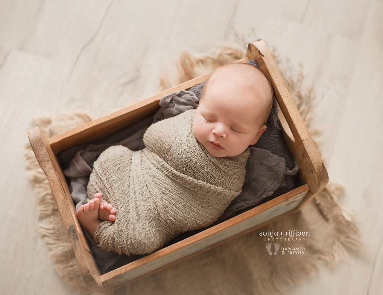 Lincoln-Newborn-Brisbane-Newborn-Photographer-Sonja-Griffioen-03.jpg