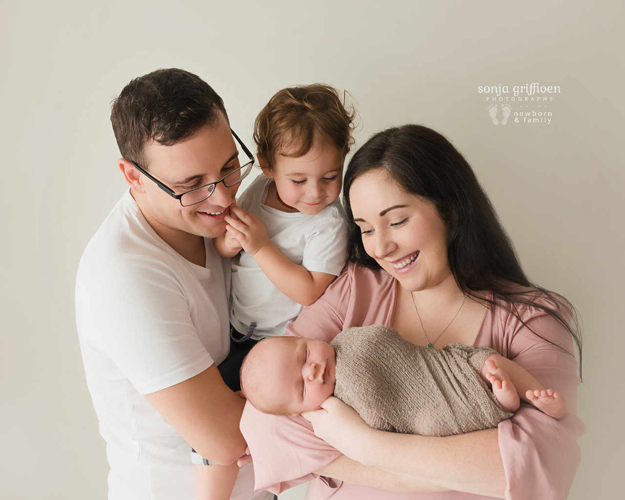 Lincoln-Newborn-Brisbane-Newborn-Photographer-Sonja-Griffioen-12.jpg