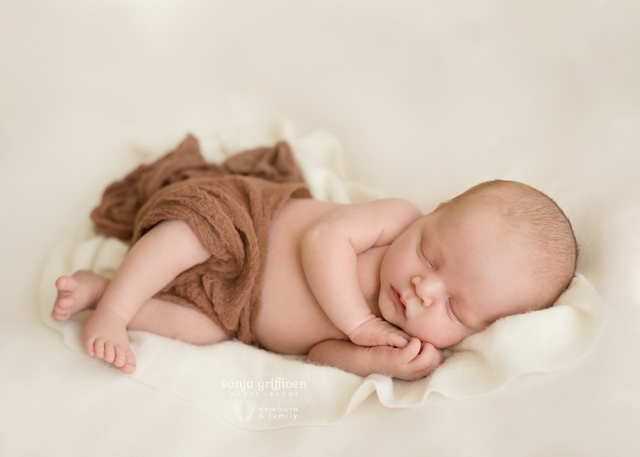 Lincoln-Newborn-Brisbane-Newborn-Photographer-Sonja-Griffioen-16.jpg