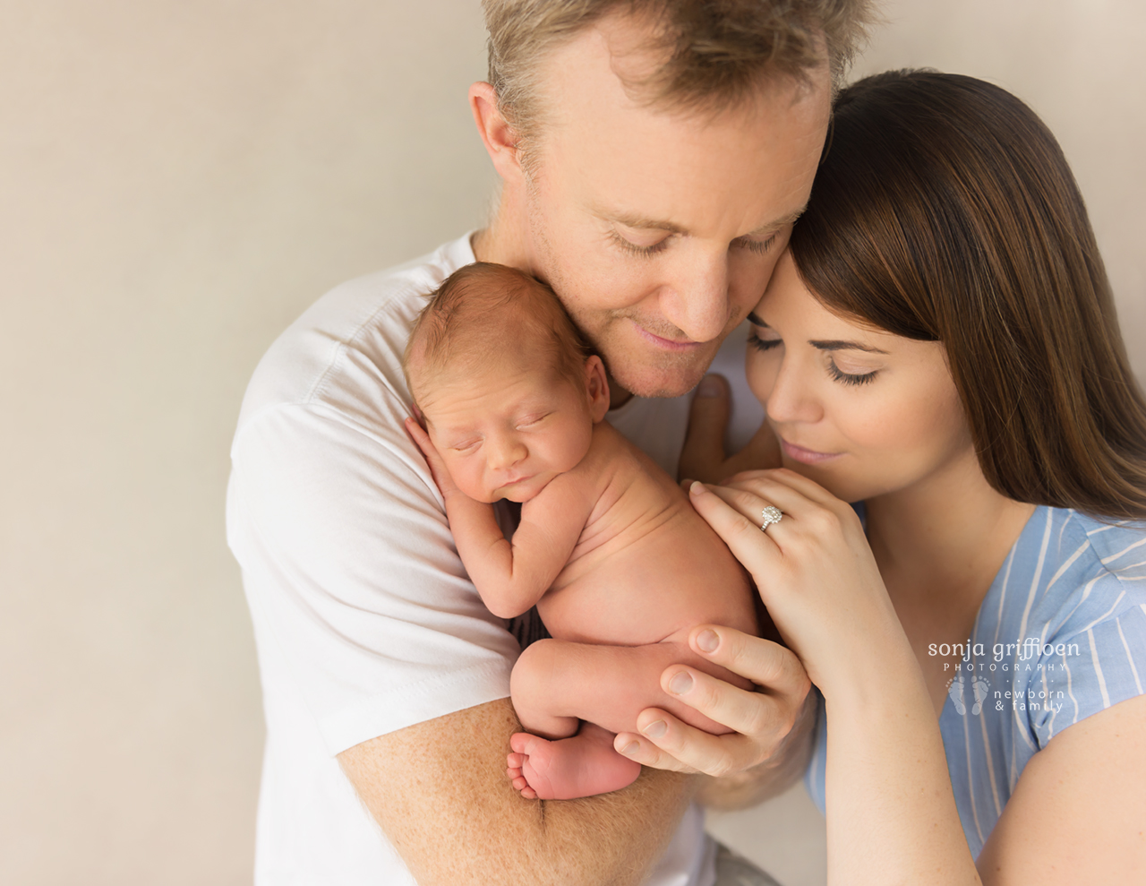 Louis-Newborn-Brisbane-Newborn-Photographer-Sonja-Griffioen-02.jpg