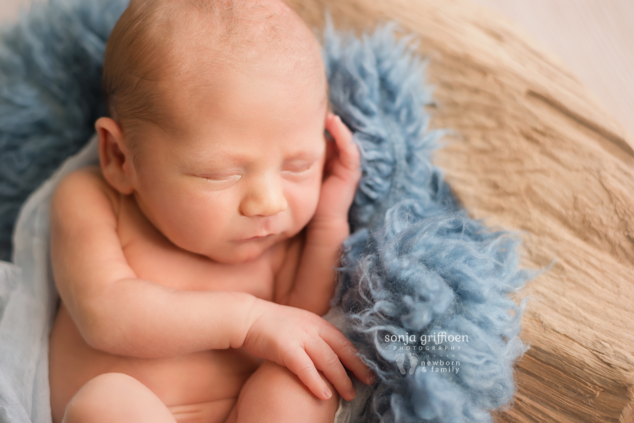 Louis-Newborn-Brisbane-Newborn-Photographer-Sonja-Griffioen-10.jpg