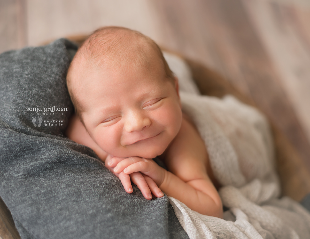 Louis-Newborn-Brisbane-Newborn-Photographer-Sonja-Griffioen-11.jpg