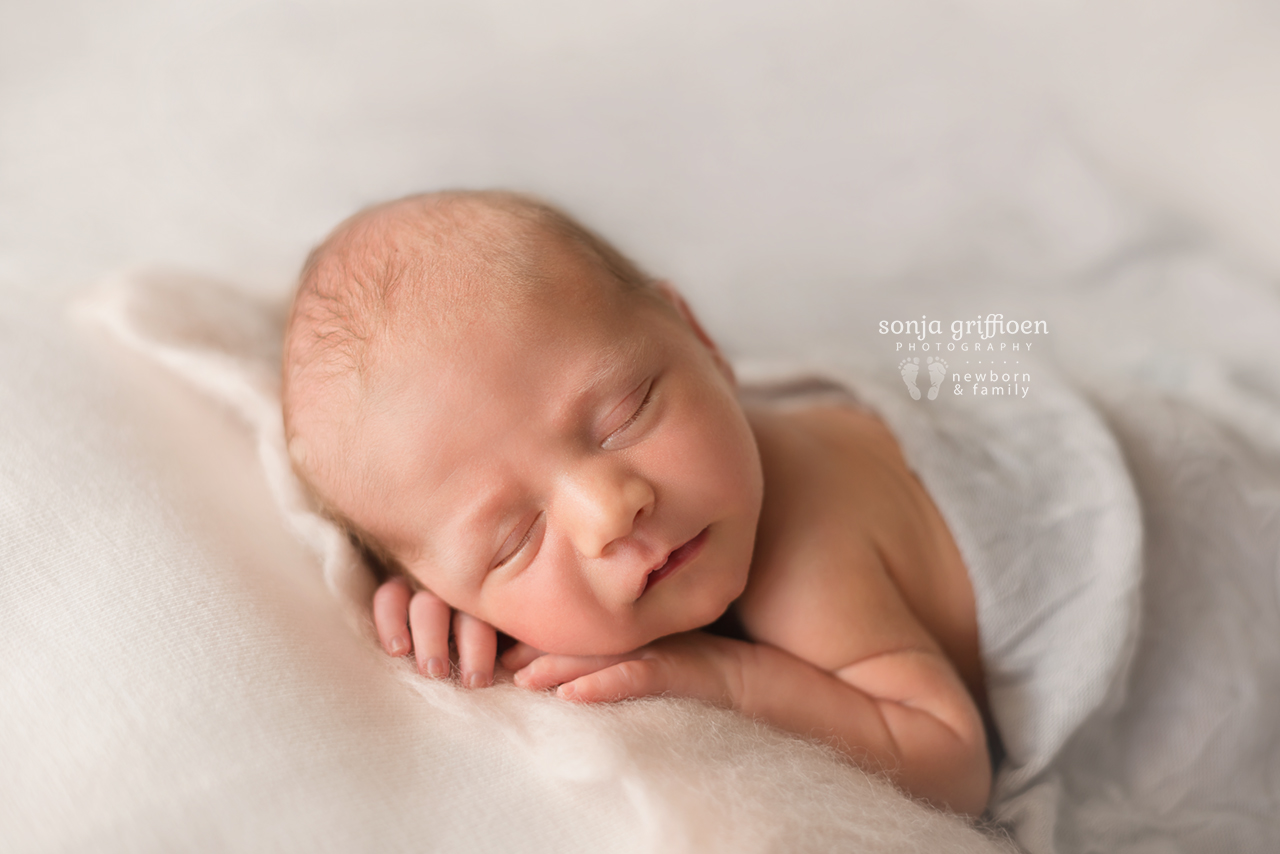 Louis-Newborn-Brisbane-Newborn-Photographer-Sonja-Griffioen-12.jpg