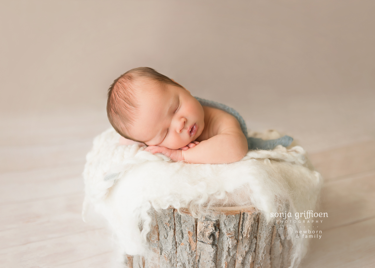 Lukas-Newborn-Brisbane-Newborn-Photographer-Sonja-Griffioen-01.jpg