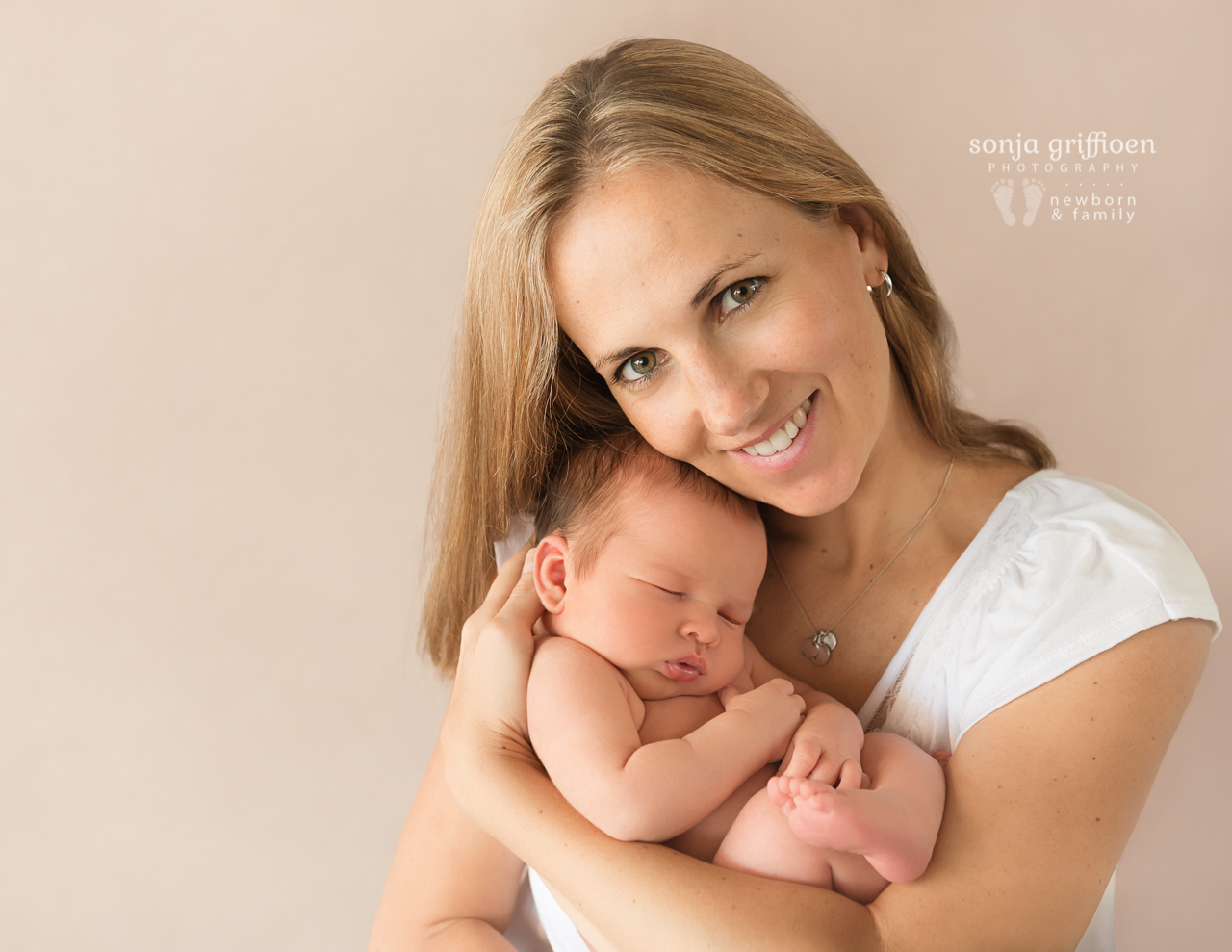 Lukas-Newborn-Brisbane-Newborn-Photographer-Sonja-Griffioen-13.jpg