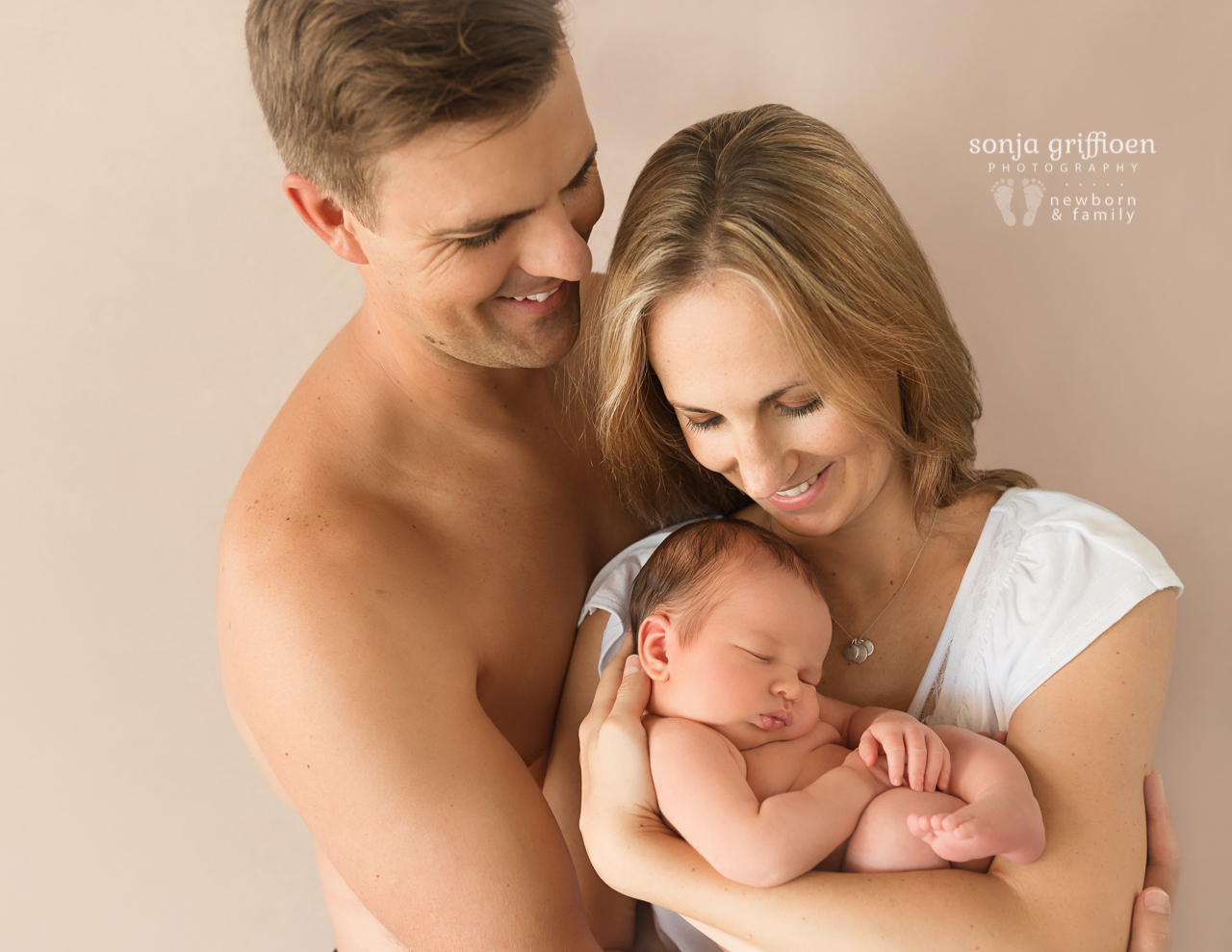 Lukas-Newborn-Brisbane-Newborn-Photographer-Sonja-Griffioen-14.jpg