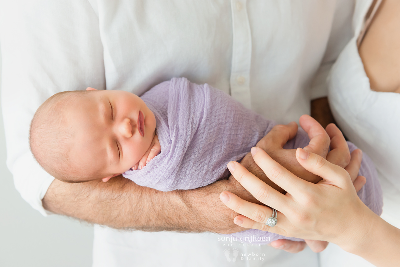 Macey-Newborn-Brisbane-Newborn-Photographer-Sonja-Griffioen-05.jpg