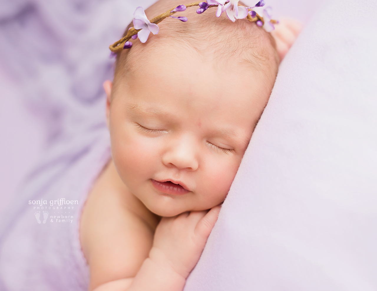 Macey-Newborn-Brisbane-Newborn-Photographer-Sonja-Griffioen-10.jpg