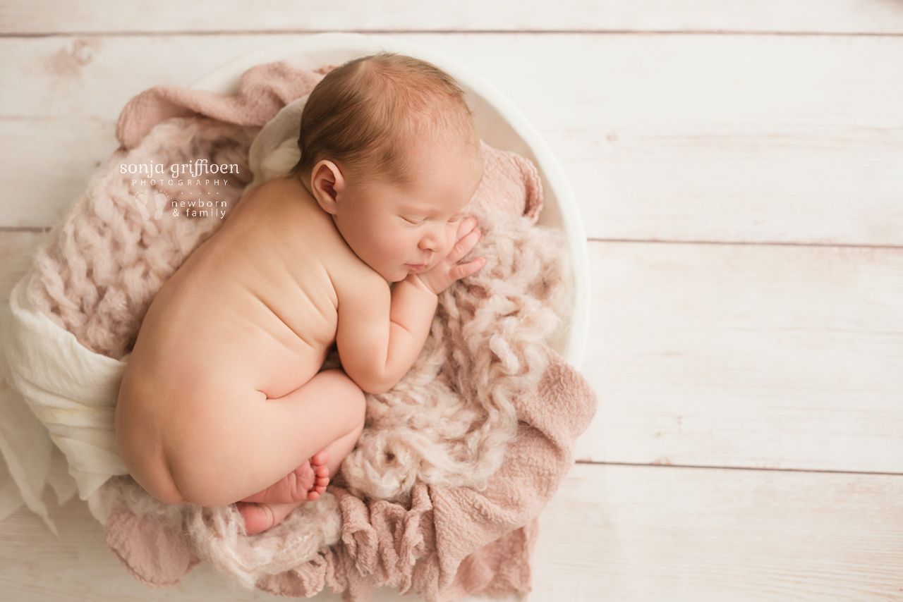 Madison-Newborn-Brisbane-Newborn-Photographer-Sonja-Griffioen-03.jpg