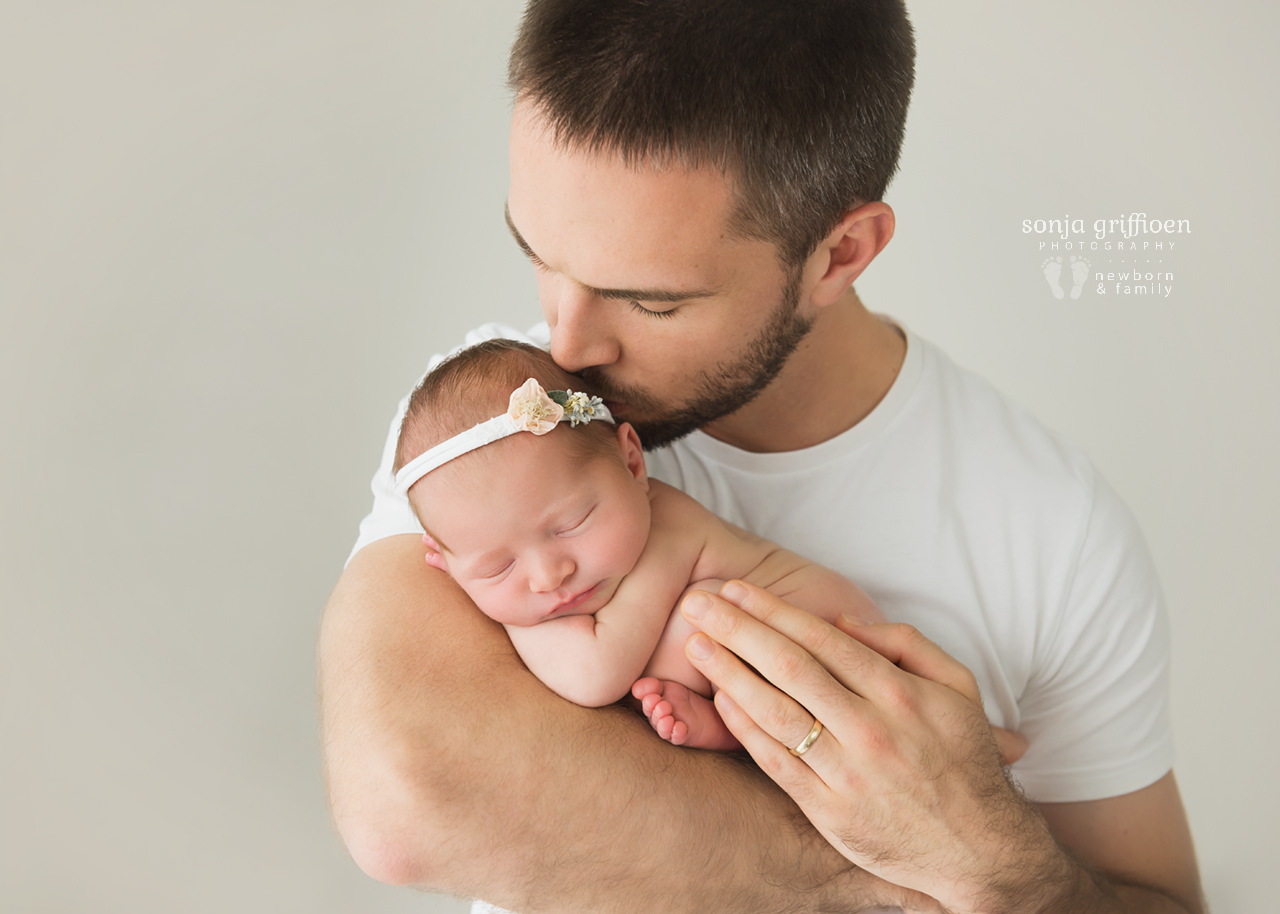 Madison-Newborn-Brisbane-Newborn-Photographer-Sonja-Griffioen-05.jpg