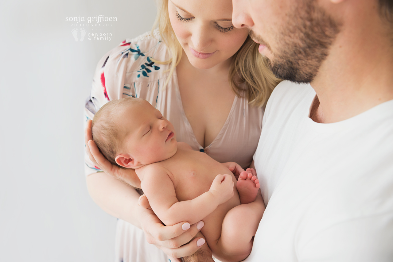 Madison-Newborn-Brisbane-Newborn-Photographer-Sonja-Griffioen-07.jpg