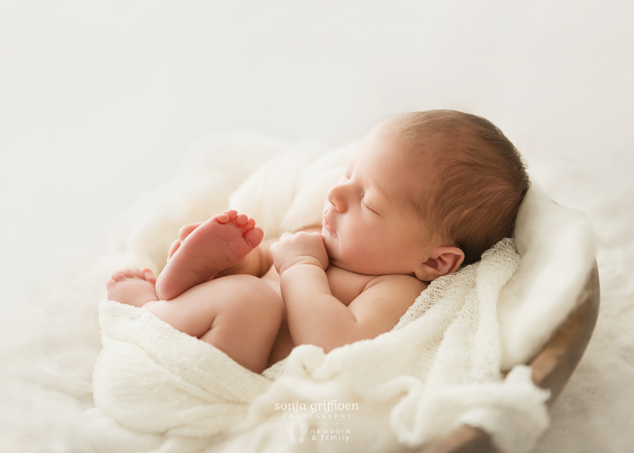 Madison-Newborn-Brisbane-Newborn-Photographer-Sonja-Griffioen-09.jpg