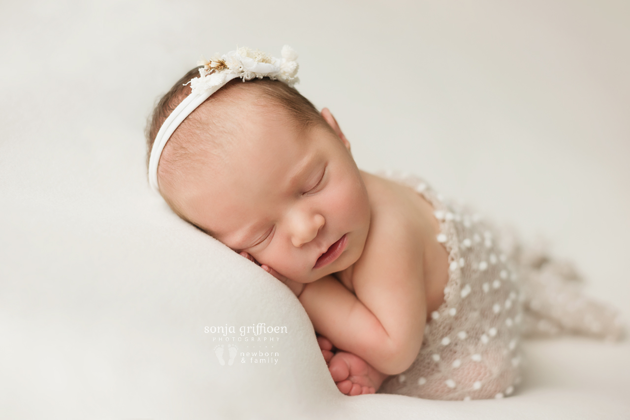 Madison-Newborn-Brisbane-Newborn-Photographer-Sonja-Griffioen-13.jpg