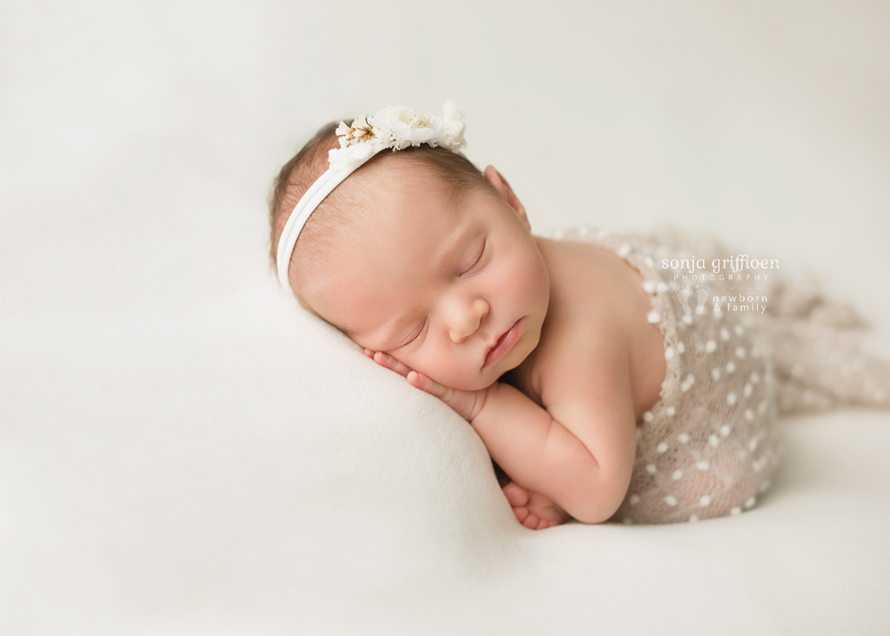 Madison-Newborn-Brisbane-Newborn-Photographer-Sonja-Griffioen-21.jpg