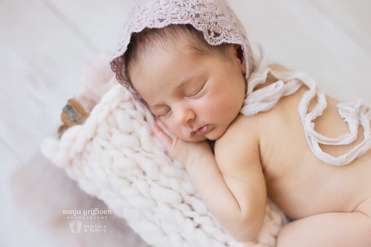 Maple-Rose-Newborn-Brisbane-Newborn-Photographer-Sonja-Griffioen-19.jpg