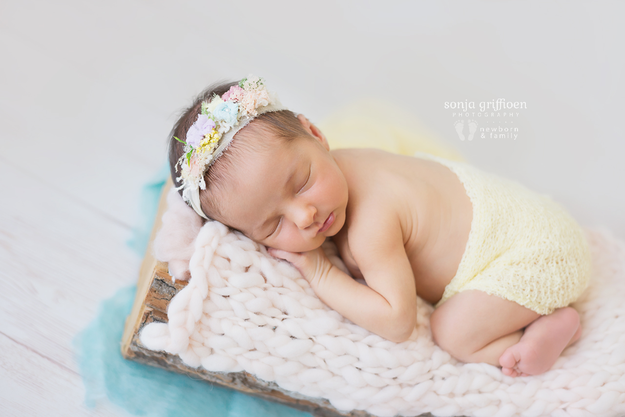 Maple-Rose-Newborn-Brisbane-Newborn-Photographer-Sonja-Griffioen-21.jpg