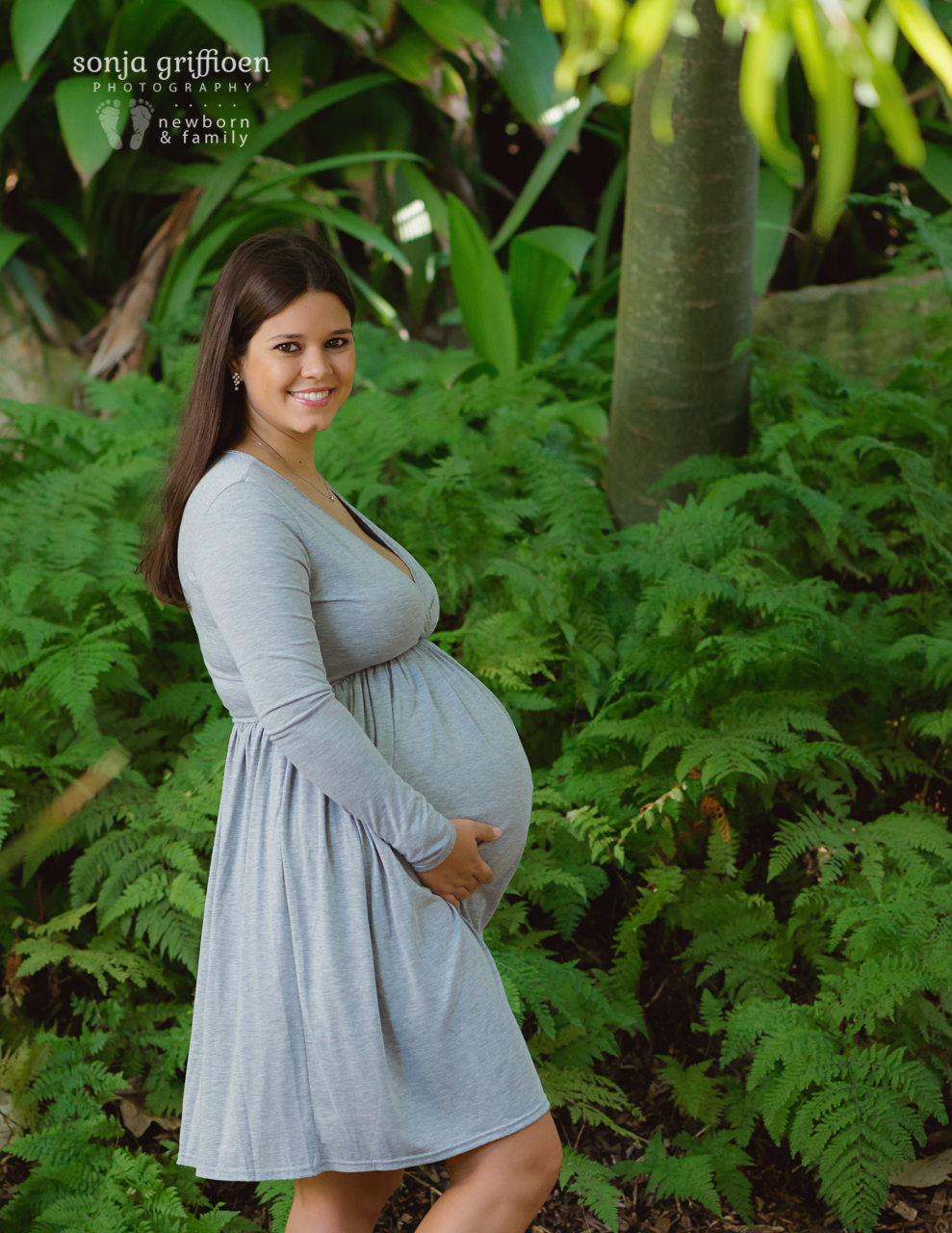Maria-Maternity-Brisbane-Newborn-Photographer-Sonja-Griffioen-02.jpg