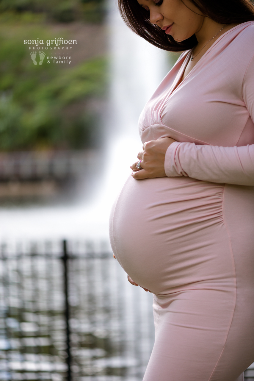 Maria-Maternity-Brisbane-Newborn-Photographer-Sonja-Griffioen-30.jpg