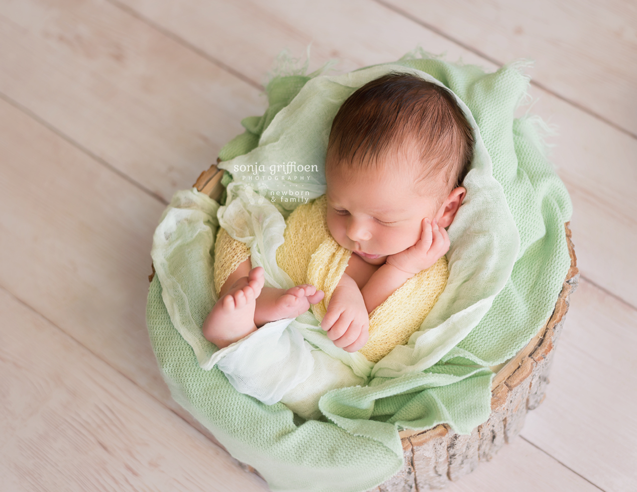 Marko-Newborn-Brisbane-Newborn-Photographer-Sonja-Griffioen-21.jpg