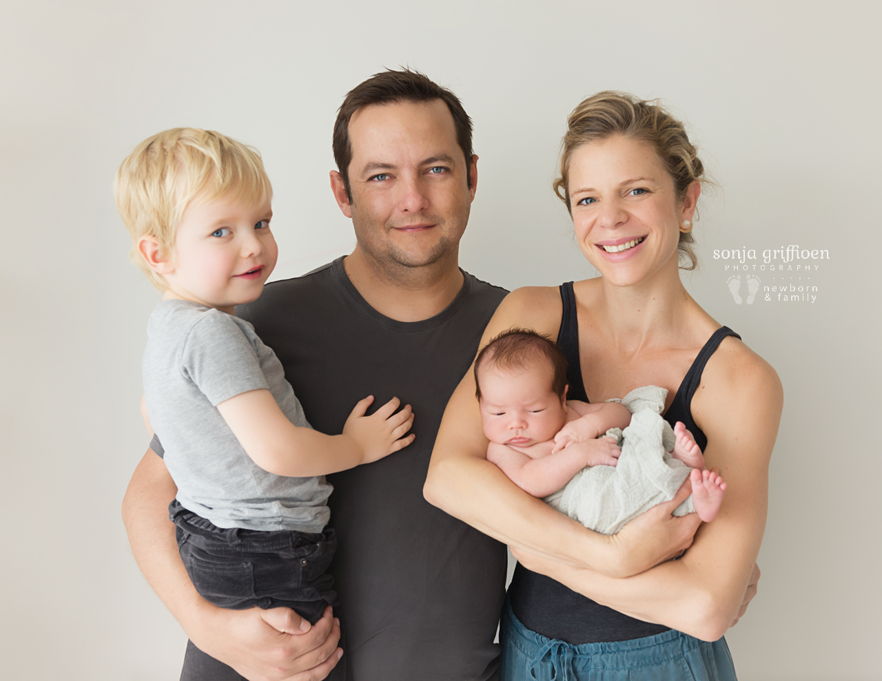 Martien-Newborn-Brisbane-Newborn-Photographer-Sonja-Griffioen-07.jpg