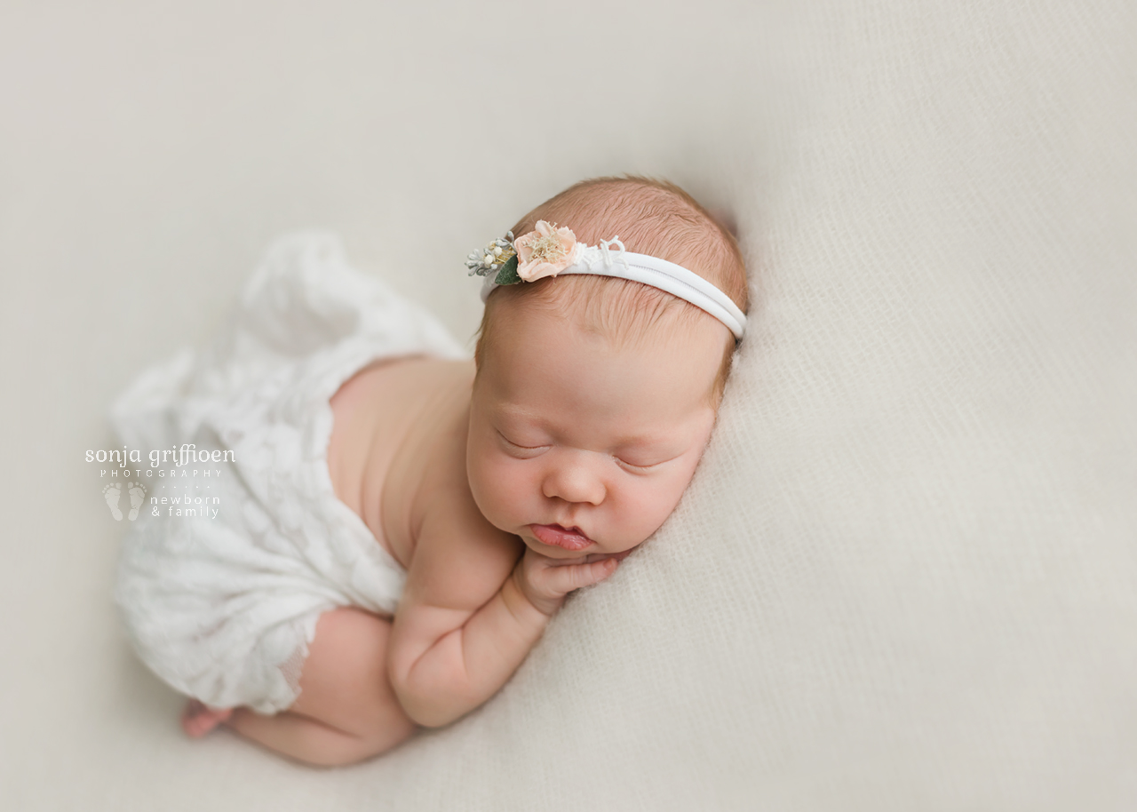 Matilda-Newborn-Brisbane-Newborn-Photographer-Sonja-Griffioen-10.jpg