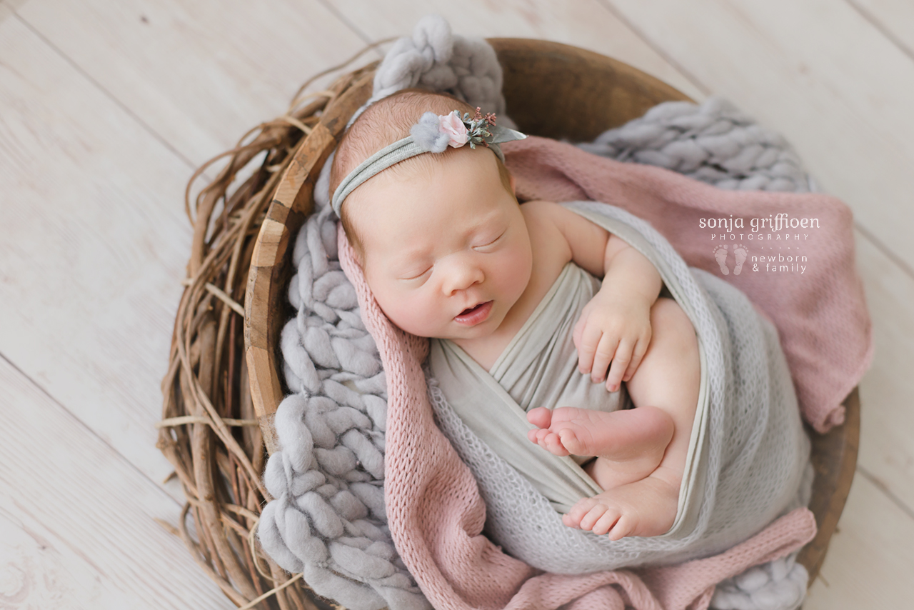 Matilda-Newborn-Brisbane-Newborn-Photographer-Sonja-Griffioen-14.jpg