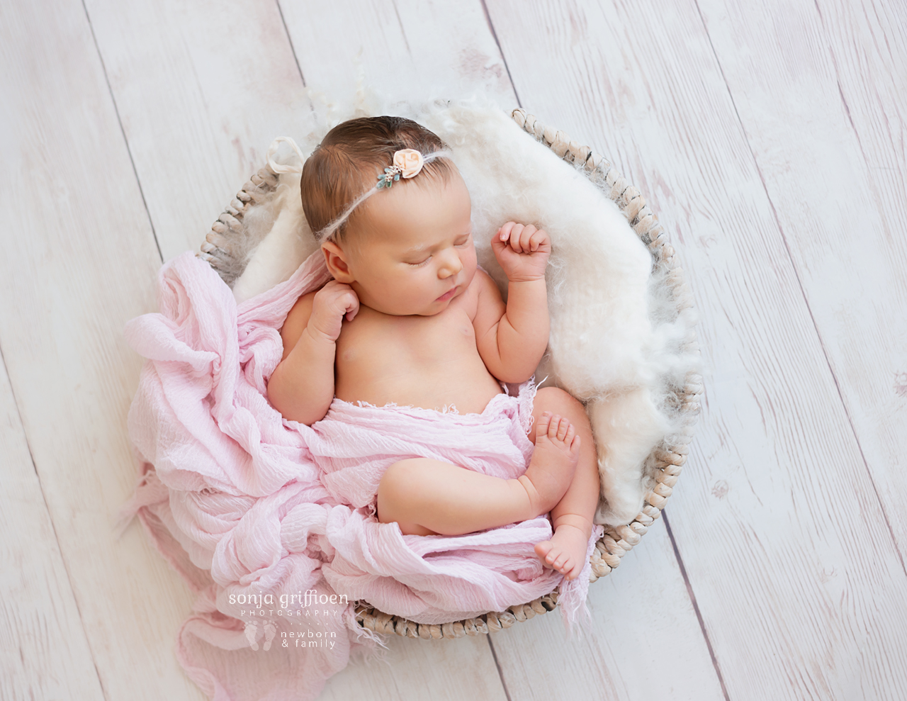 Maya-Newborn-Brisbane-Newborn-Photographer-Sonja-Griffioen-13b.jpg