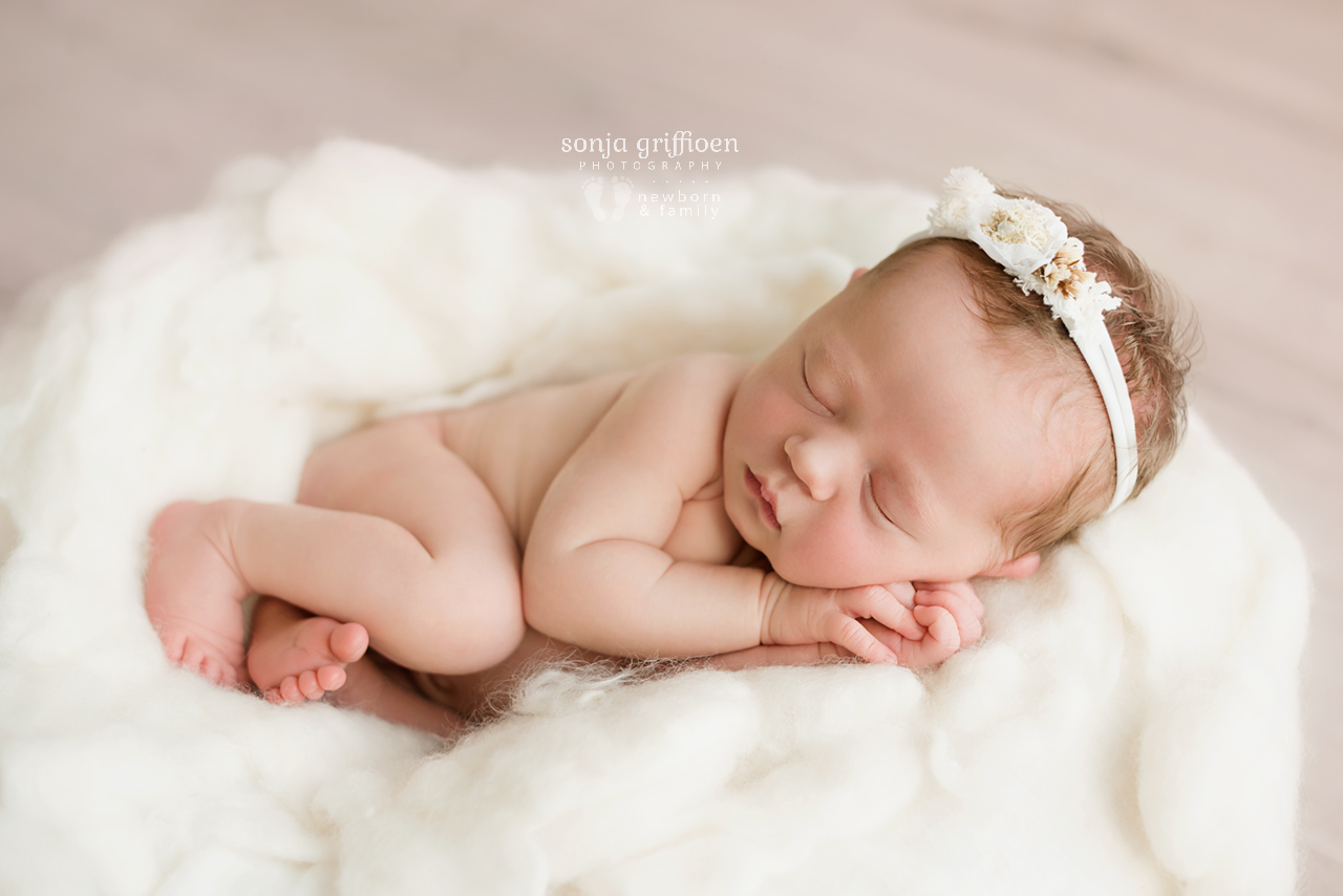 Michelle-Ivy-Newborn-Brisbane-Newborn-Photographer-Sonja-Griffioen-07.jpg