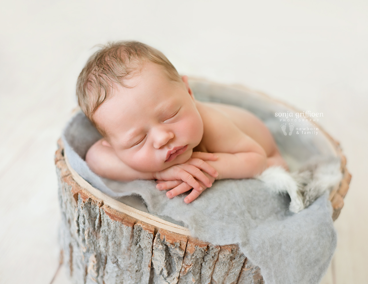 Michelle-Ivy-Newborn-Brisbane-Newborn-Photographer-Sonja-Griffioen-10.jpg