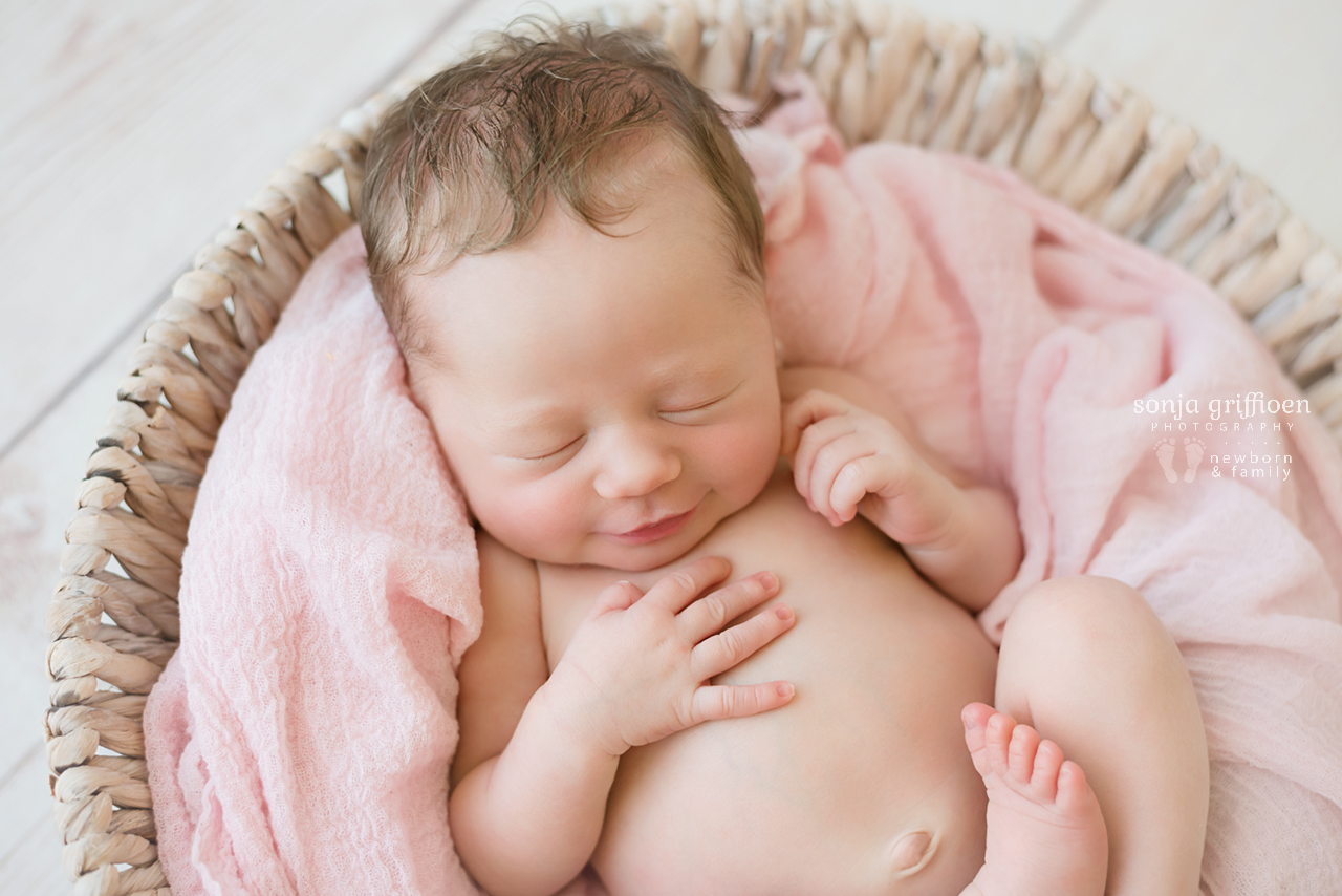 Michelle-Ivy-Newborn-Brisbane-Newborn-Photographer-Sonja-Griffioen-12.jpg