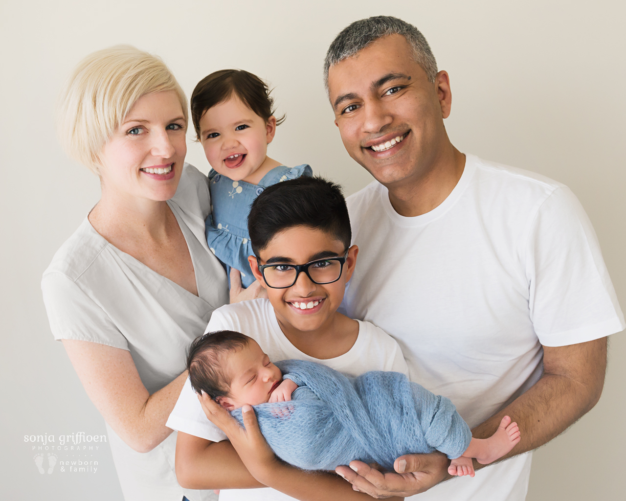 Niamh-Newborn-Brisbane-Newborn-Photographer-Sonja-Griffioen-02b.jpg