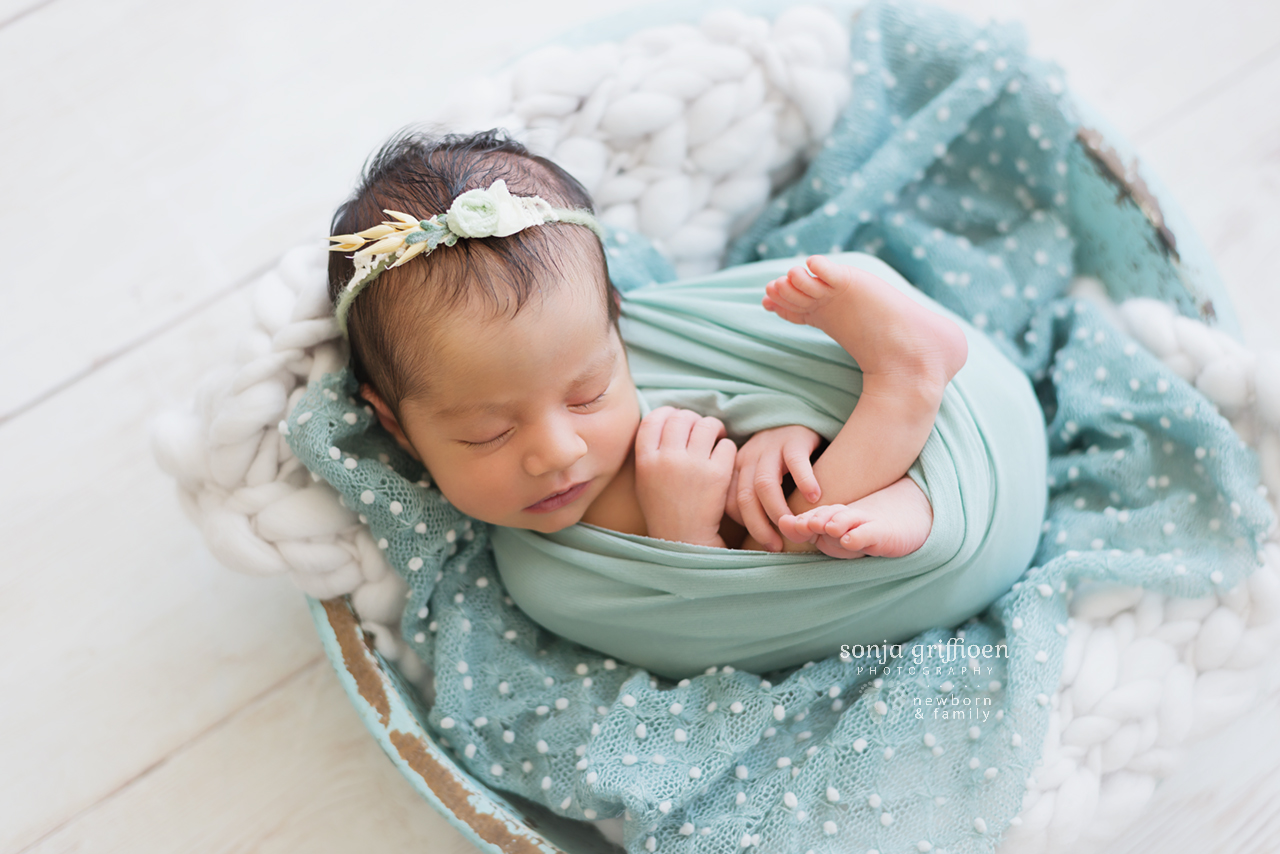 Niamh-Newborn-Brisbane-Newborn-Photographer-Sonja-Griffioen-12.jpg