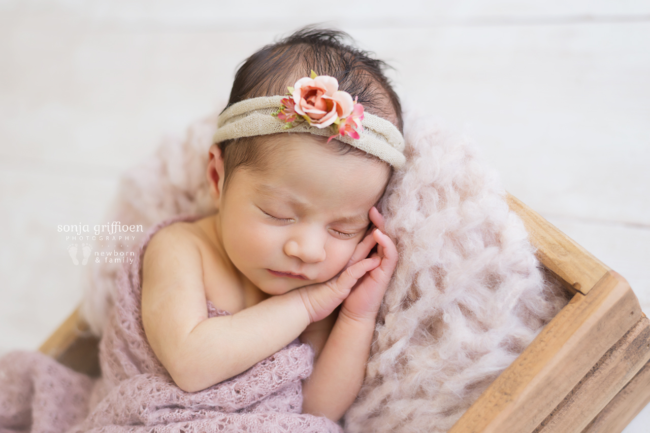 Niamh-Newborn-Brisbane-Newborn-Photographer-Sonja-Griffioen-14.jpg