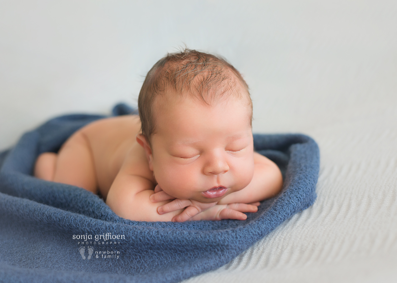 Oliver-G-Newborn-Brisbane-Newborn-Photographer-Sonja-Griffioen-10.jpg