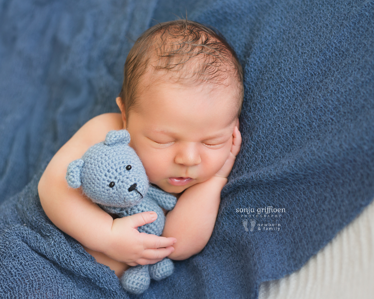 Oliver-G-Newborn-Brisbane-Newborn-Photographer-Sonja-Griffioen-12.jpg