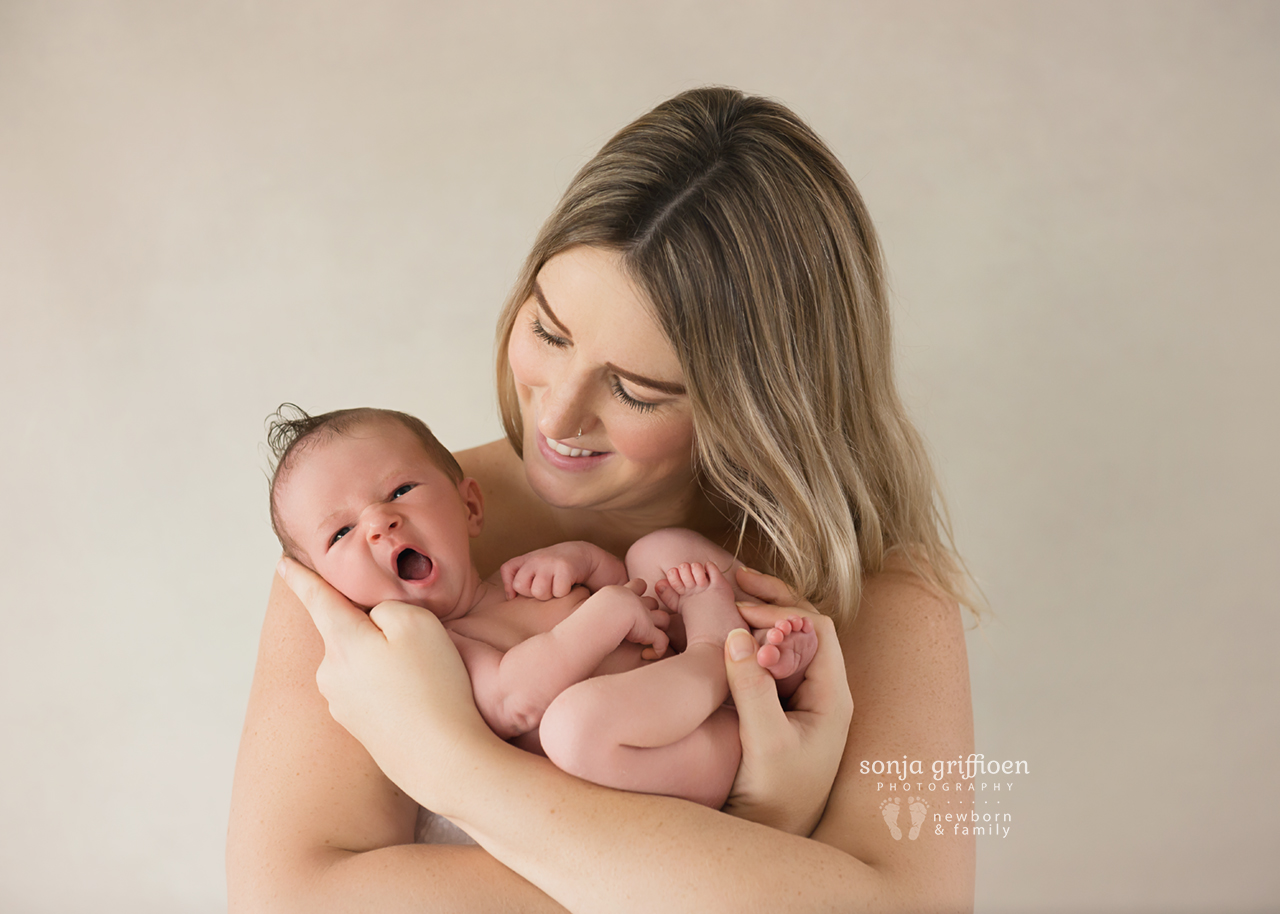 Oliver-Newborn-Brisbane-Newborn-Photographer-Sonja-Griffioen-02.jpg