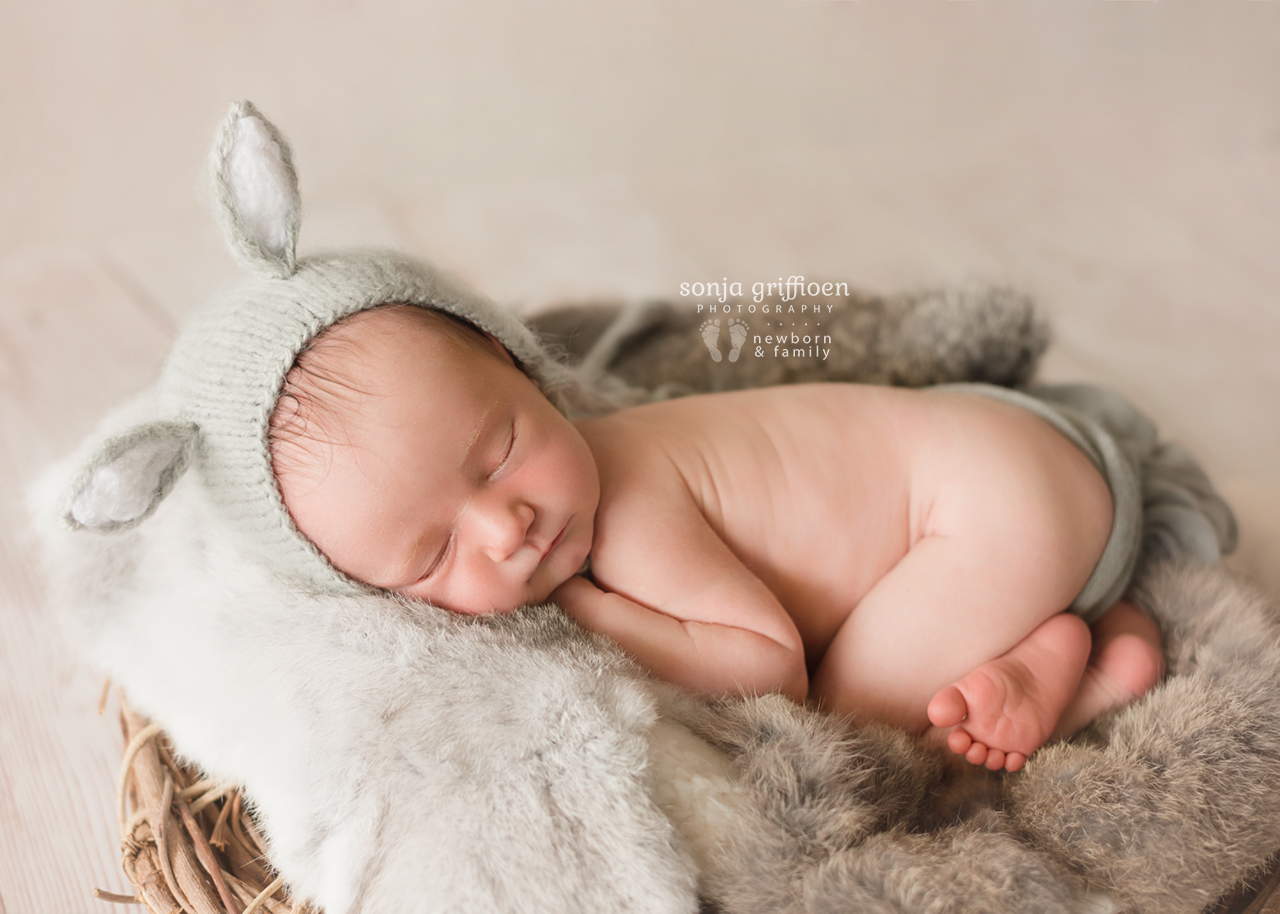 Oliver-Newborn-Brisbane-Newborn-Photographer-Sonja-Griffioen-08.jpg