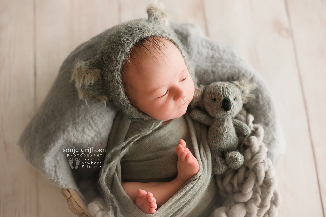 Oliver-Newborn-Brisbane-Newborn-Photographer-Sonja-Griffioen-14.jpg