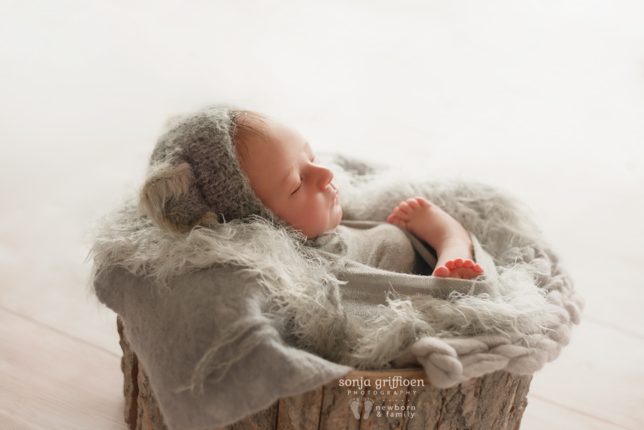 Oliver-Newborn-Brisbane-Newborn-Photographer-Sonja-Griffioen-15.jpg